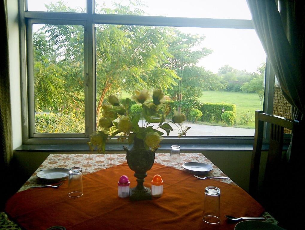 Swaraj Resorts Bharatpur Εξωτερικό φωτογραφία