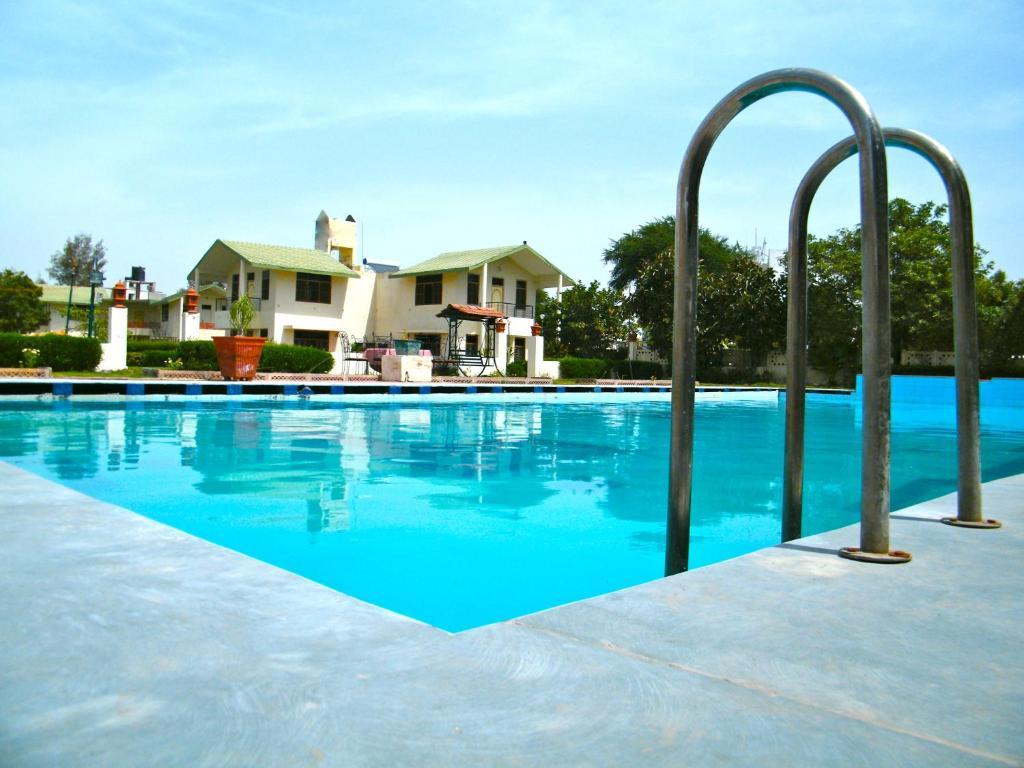 Swaraj Resorts Bharatpur Εξωτερικό φωτογραφία