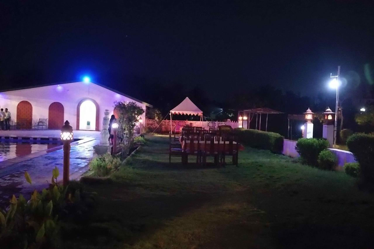 Swaraj Resorts Bharatpur Εξωτερικό φωτογραφία