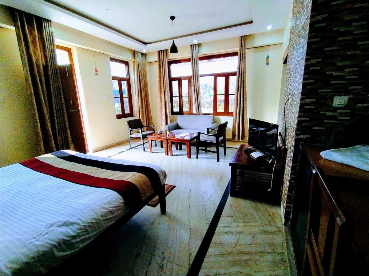 Swaraj Resorts Bharatpur Εξωτερικό φωτογραφία